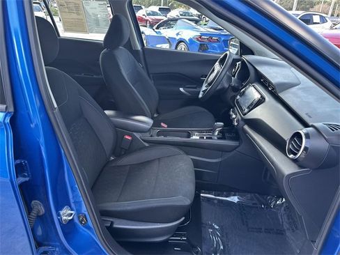 Used 2024 Nissan Kicks SV image 28