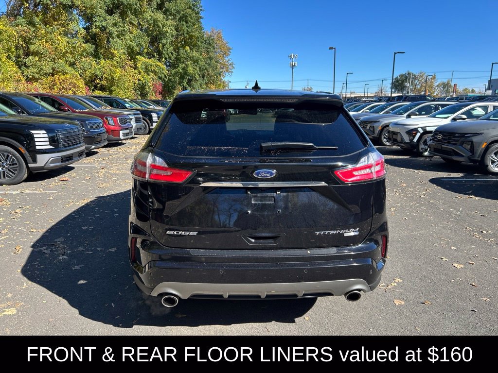 Used 2020 Ford Edge Titanium w/ Equipment Group 301A AWD/4WD image 4