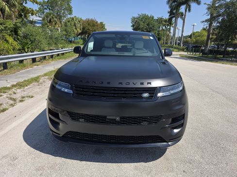 New 2026 Land Rover Range Rover Sport Dynamic SE AWD/4WD image 8