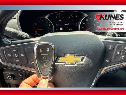 Used 2020 Chevrolet Equinox LT AWD/4WD image 23
