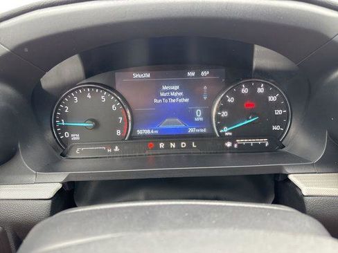 Used 2022 Ford Explorer XLT w/ Equipment Group 202A AWD/4WD image 23