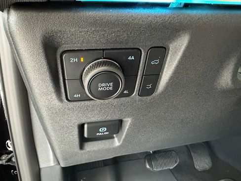 New 2026 Ford Expedition Platinum AWD/4WD image 32