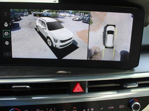 Used 2025 Kia Sorento SX AWD/4WD image 63