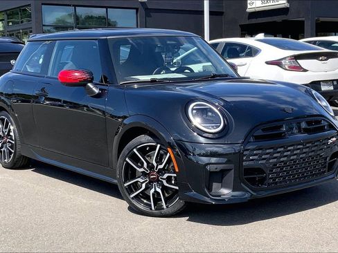 New 2026 MINI Cooper S image 1