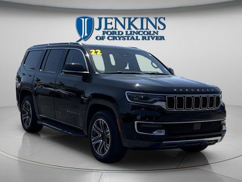 Used 2022 Jeep Wagoneer Series III w/ Rear Seat Video Group 1 image 6