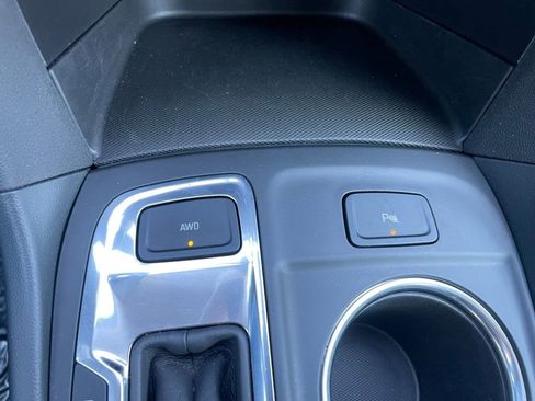 Used 2024 Chevrolet Equinox LT AWD/4WD image 14