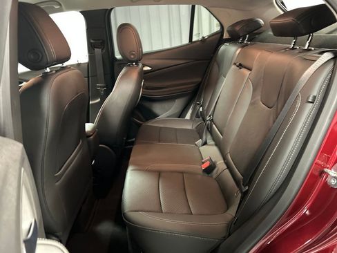 Used 2023 Buick Encore GX Essence image 23