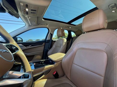 Used 2021 Jaguar F-PACE S image 10