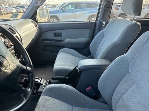 Used 1999 Toyota 4Runner SR5 image 4
