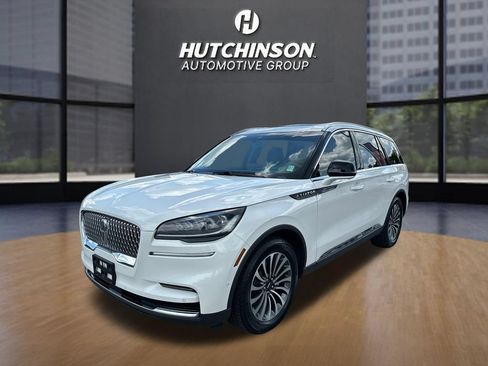 Used 2022 Lincoln Aviator Reserve w/ Equipment Group 201A RWD image 3