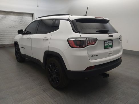 Used 2025 Jeep Compass Latitude w/ Altitude Special Edition AWD/4WD image 5