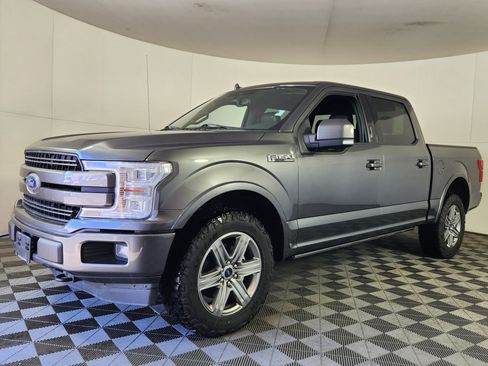 Used 2018 Ford F150 Lariat w/ Equipment Group 502A Luxury AWD/4WD image 3