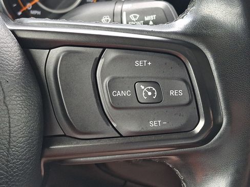 Used 2022 Jeep Gladiator Sport AWD/4WD image 24