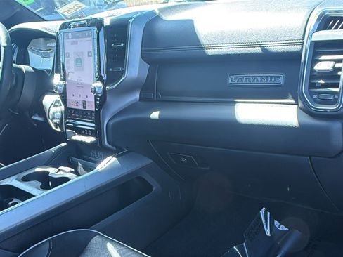 Used 2025 RAM 1500 Laramie AWD/4WD image 14