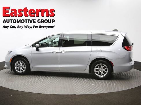 Used 2023 Chrysler Voyager LX FWD image 60