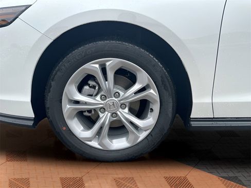 Used 2024 Honda Accord LX image 25