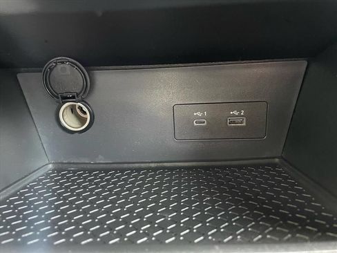 Used 2025 Nissan Pathfinder SV FWD image 14