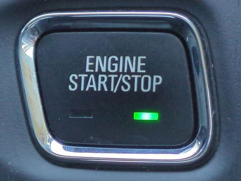 Used 2021 GMC Acadia Denali w/ Denali Technology Package image 29