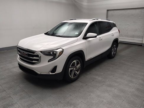 Used 2020 GMC Terrain SLT AWD/4WD image 2