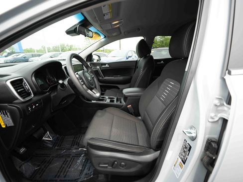Used 2021 Kia Sportage LX w/ LX Fwd Popular Package image 9