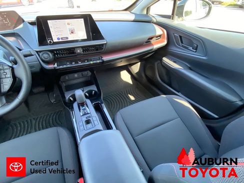 Certified 2026 Toyota Prius Plug-In Hybrid FWD image 25