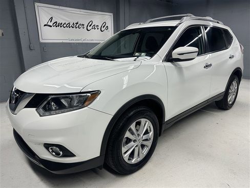 Used 2016 Nissan Rogue SV AWD/4WD image 1