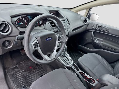 Used 2018 Ford Fiesta SE FWD image 7