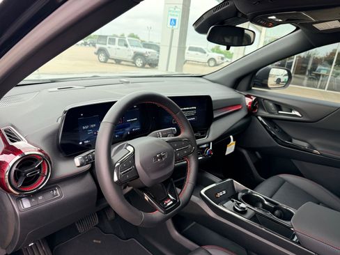 New 2026 Chevrolet Equinox RS w/ Convenience Package III FWD image 14