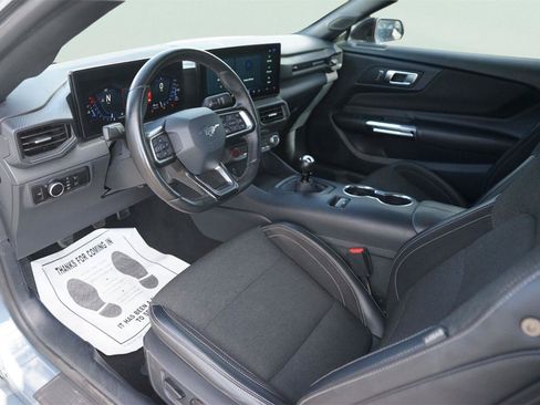 Used 2024 Ford Mustang GT RWD image 8