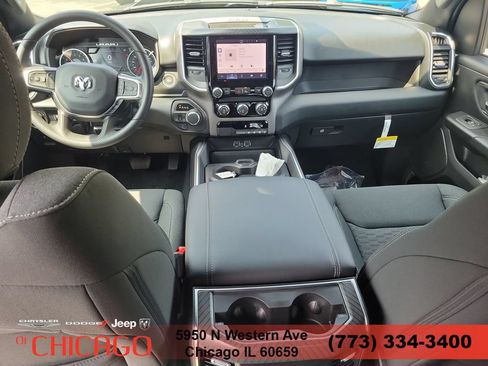 New 2026 RAM 1500 Express AWD/4WD image 11