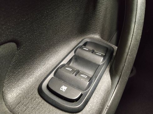 Used 2018 Ford Fiesta SE FWD image 27