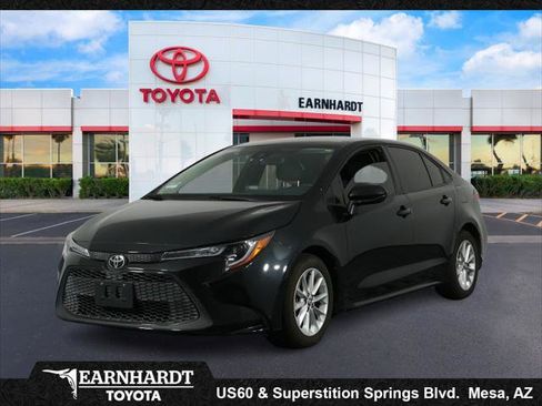 Certified 2021 Toyota Corolla LE w/ LE Convenience Package FWD image 1