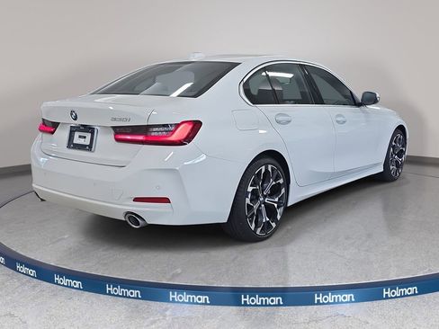 Used 2025 BMW 330i Sedan w/ Convenience Package image 7