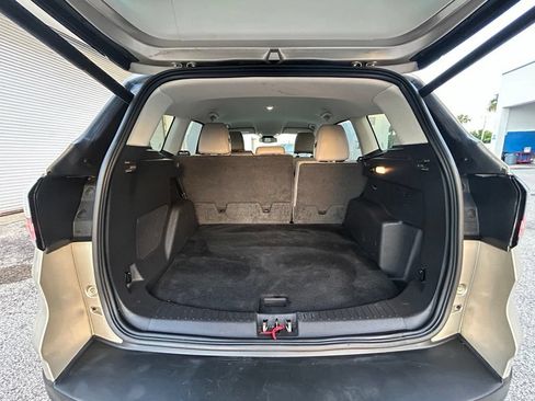Used 2017 Ford Escape Titanium w/ Equipment Group 301A FWD image 31