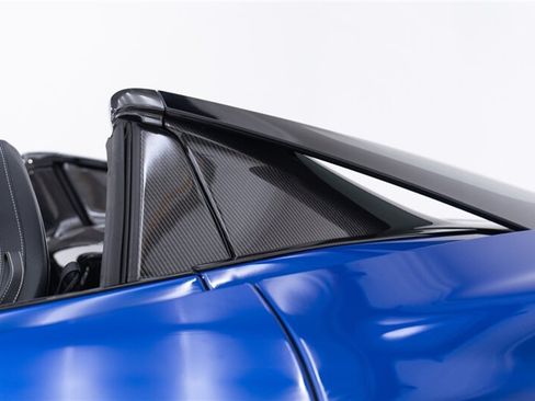 Used 2024 McLaren 750S Spider RWD image 34