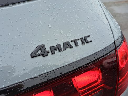 Used 2025 Mercedes-Benz GLS 450 4MATIC image 6