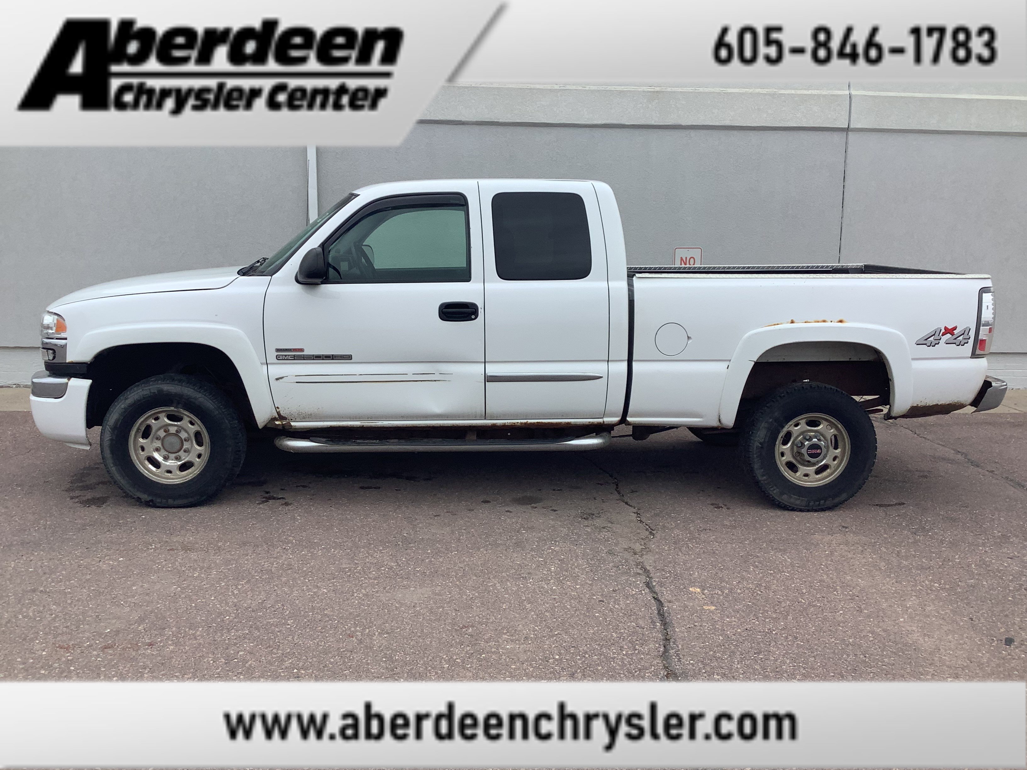 Used 2004 GMC Sierra 2500 SLE w/ Heavy-Duty Power Package AWD/4WD image 1