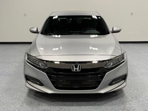 Used 2019 Honda Accord Sport image 4