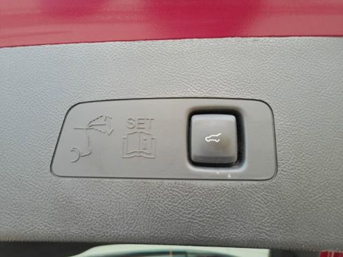 Used 2025 Lincoln Corsair FWD w/ Equipment Group 101A image 28