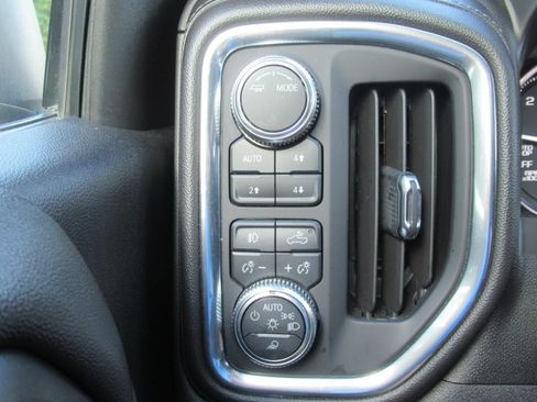 Used 2020 GMC Sierra 1500 SLT w/ SLT Premium Plus Package AWD/4WD image 22