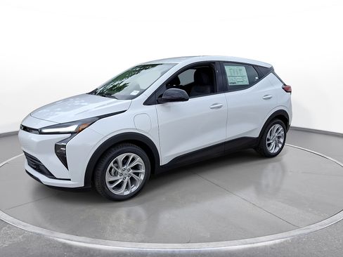 New 2027 Chevrolet Bolt LT FWD image 4