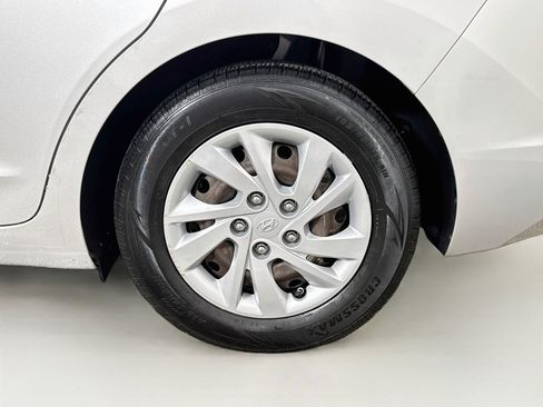 Used 2020 Hyundai Elantra SE w/ Cargo Package (C1) FWD image 26