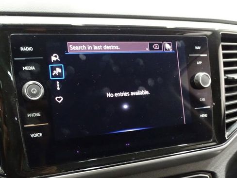 Used 2023 Volkswagen Atlas SEL image 37