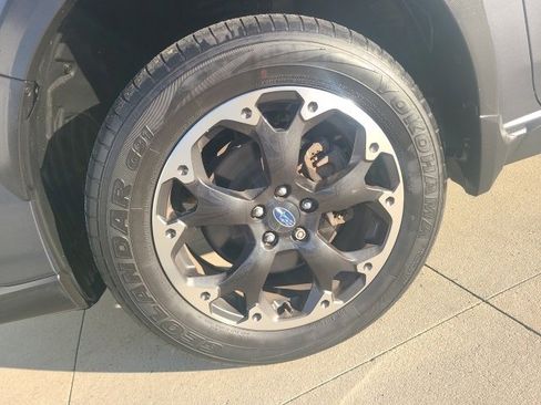 Used 2023 Subaru Crosstrek 2.0i image 12