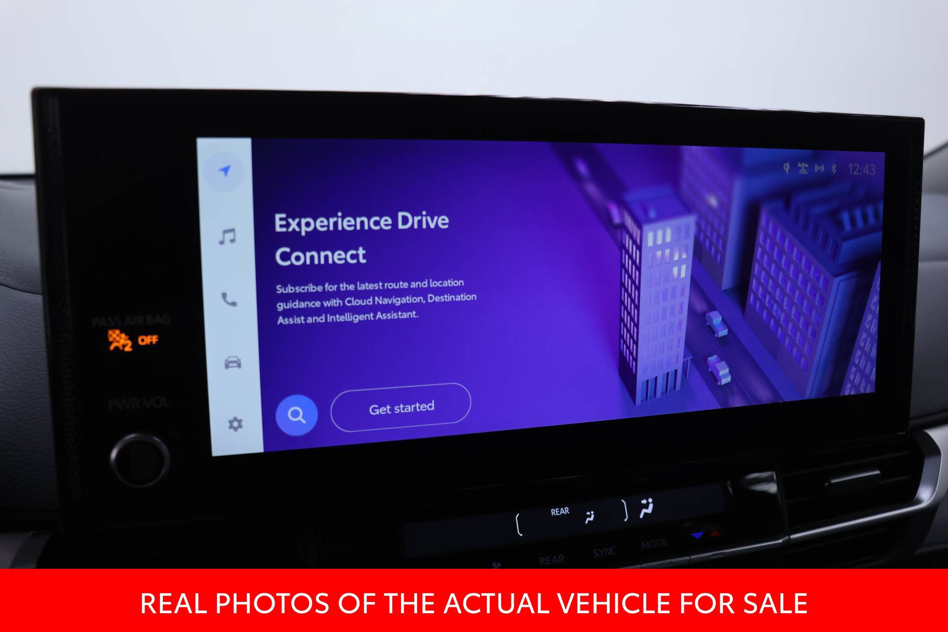 Certified 2026 Toyota Sienna XLE FWD image 9