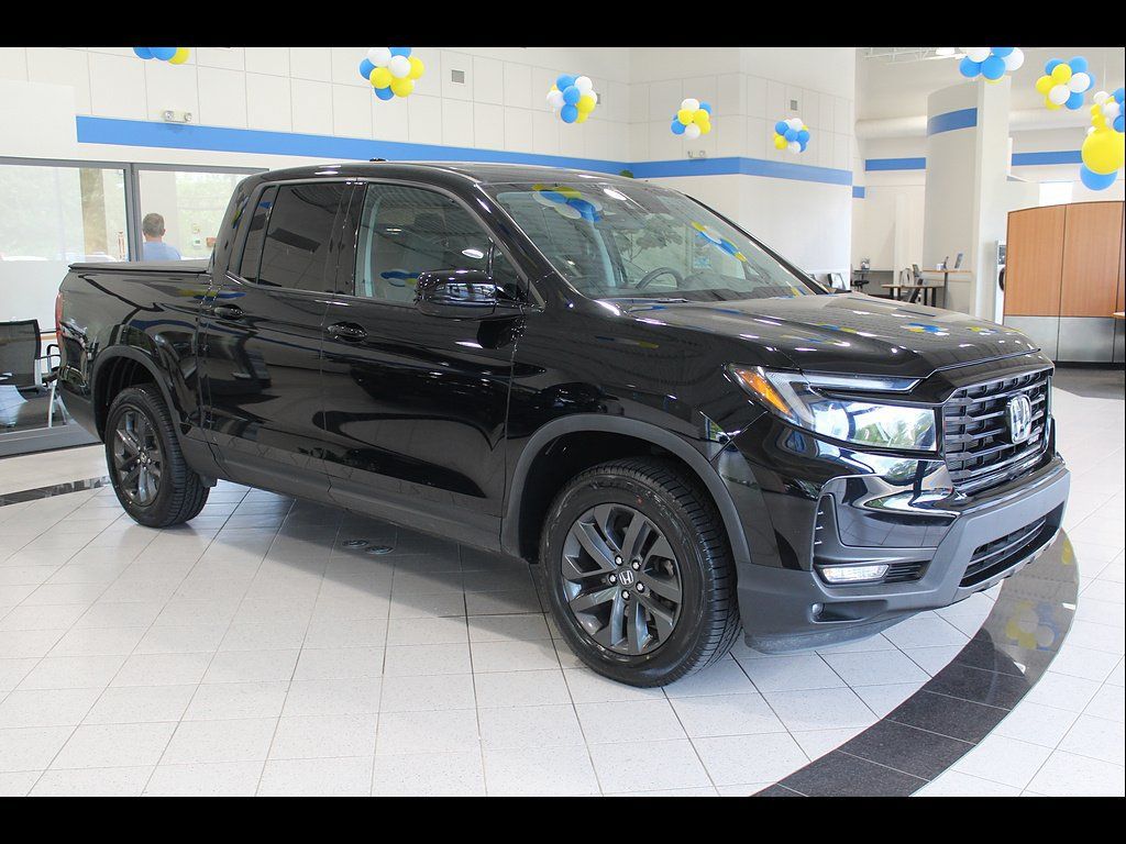 Certified 2023 Honda Ridgeline Sport image 3