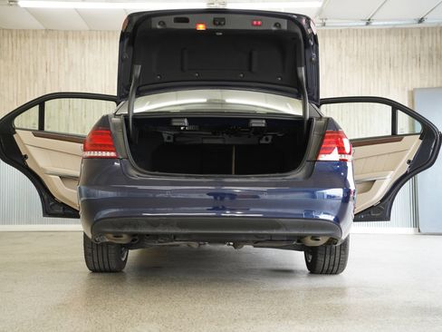 Used 2016 Mercedes-Benz E 350 4dr Sdn E 350 Sport RWD image 40