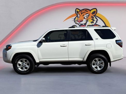 Used 2024 Toyota 4Runner SR5 Premium w/ Moonroof Package image 8
