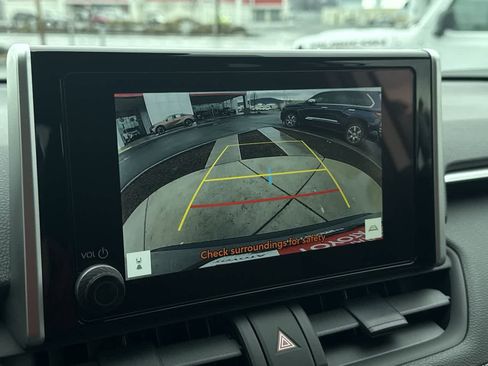 New 2025 Toyota RAV4 XLE image 19