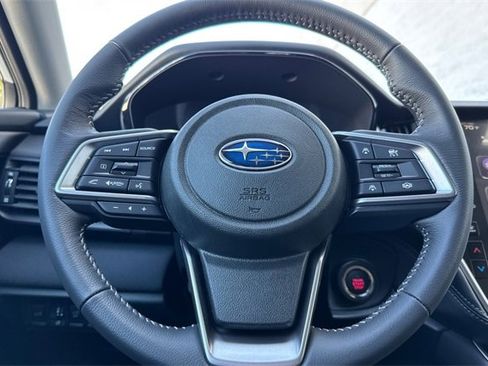 Used 2025 Subaru Outback Premium image 20